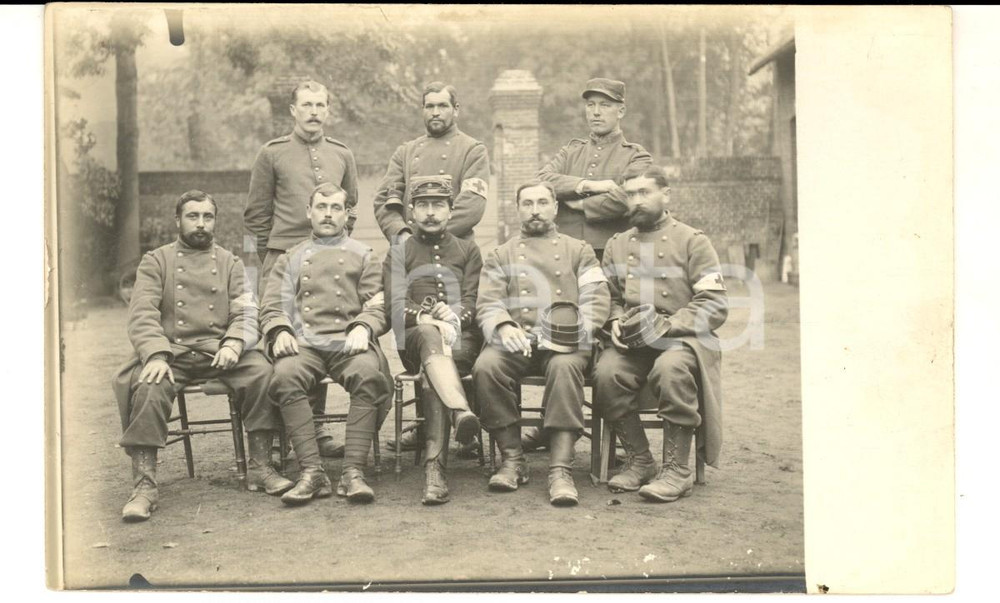 Fotografia d epoca originale 1915 WW1 FRANCE Portait d un groupe d officiers sanitaires Photo carte postale 1