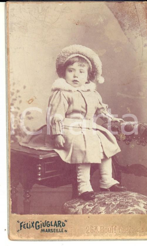 Fotografia d epoca originale 1900 ca MARSIGLIA F Bambina in elegante abito invernale Foto GIUGLARD CDV 1