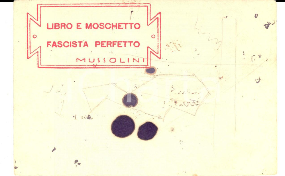 Materiale pubblicitario d’epoca 1940 ca PROPAGANDA Libro e moschetto, fascista perfetto Carta assorbente 15x10 1