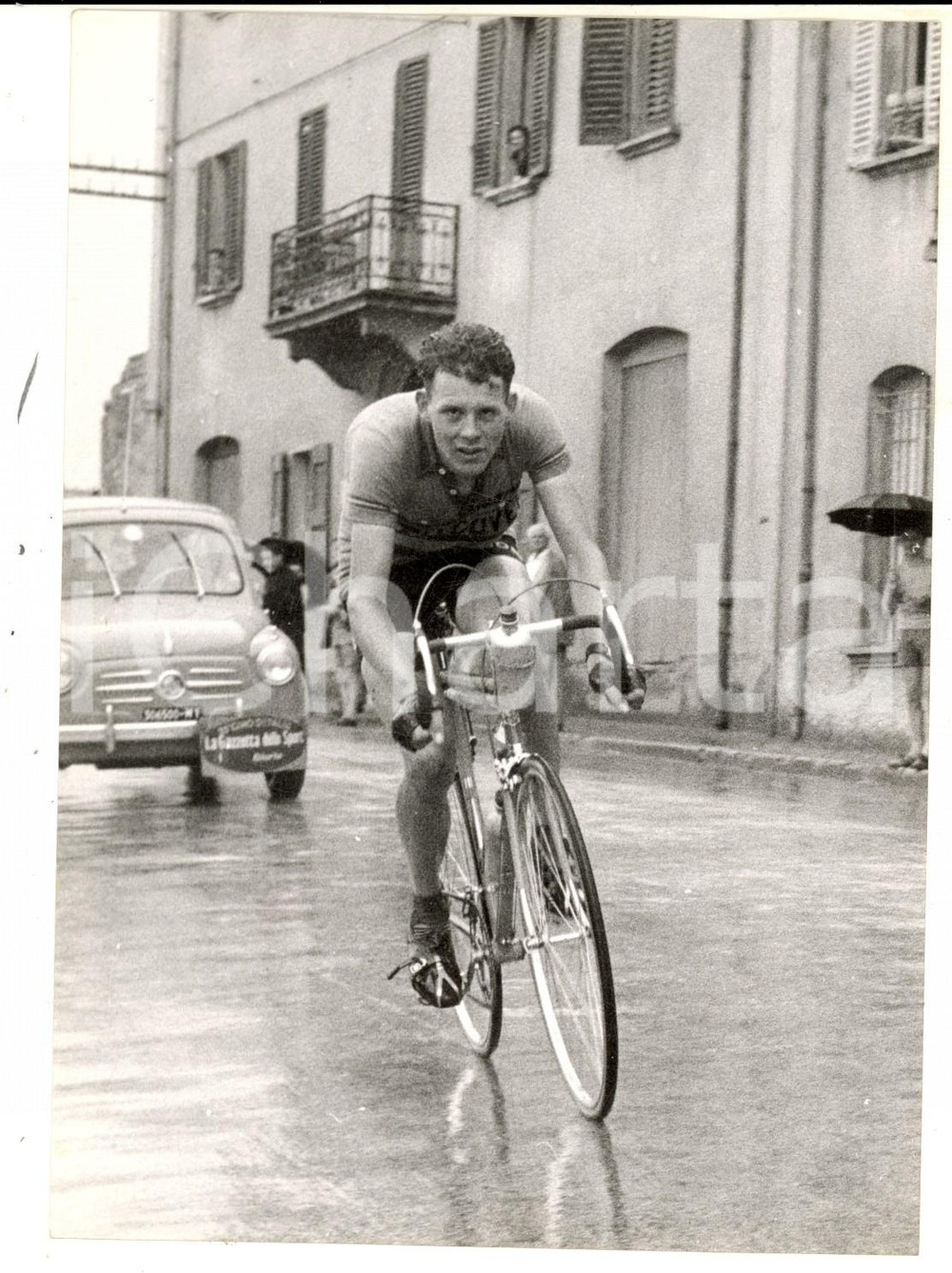 Fotografia d epoca originale 1956 CICLISMO GIRO D ITALIA Fuga vittoriosa di Michel STOLKER Fotografia 14x18 1