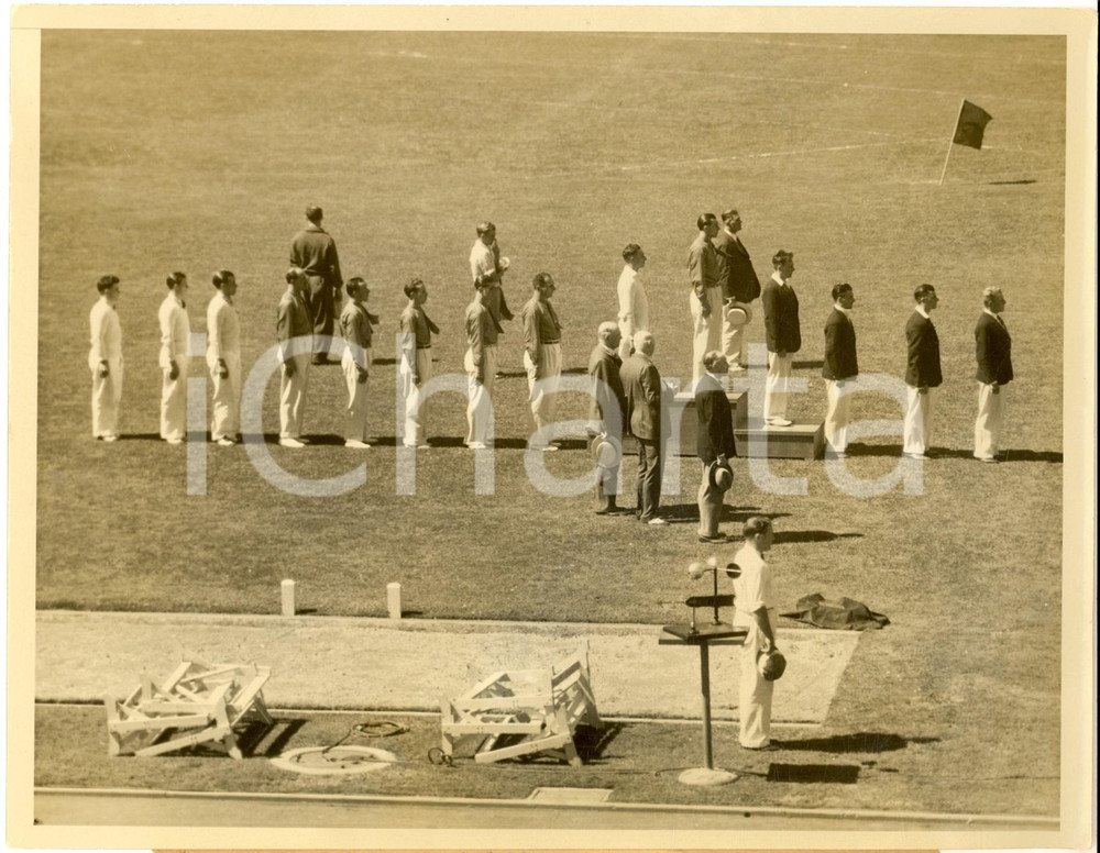 Fotografia d epoca originale 1932 PASADENA Olympic Games  Cycling team winners in the Rose Bowl Stadium 1