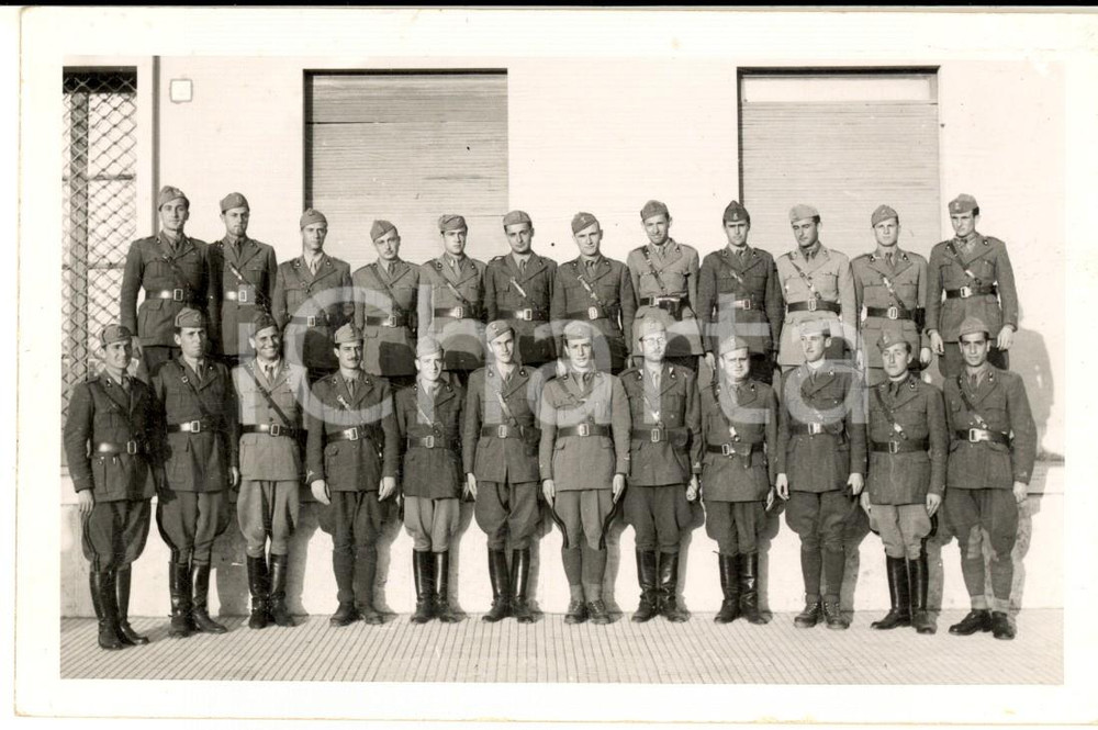 Fotografia d epoca originale 1960 ca SABAUDIA Scuola di Artiglieria Controaerei  Ufficiali  Foto 13x9 cm 1