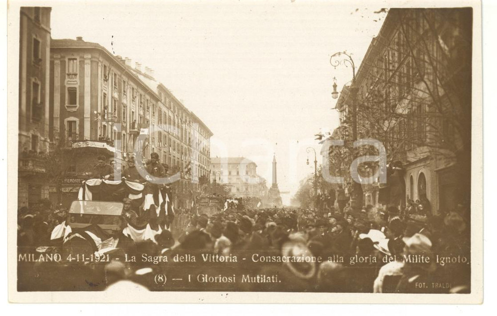 Cartolina originale da collezione 1921 MILANO Sagra della Vittoria  Passaggio dei gloriosi mutilati Cartolina 1