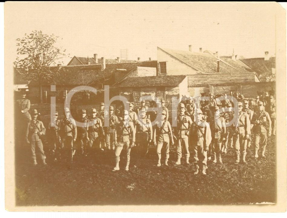 1916 WW1 ZONA DI GUERRA Battaglione presso una cascina - Foto 12x9