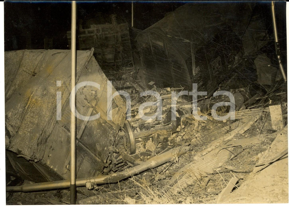 1959 CHIOMONTE (TO) Disastro ferroviario - Il treno deragliato  - Foto 18x13 cm