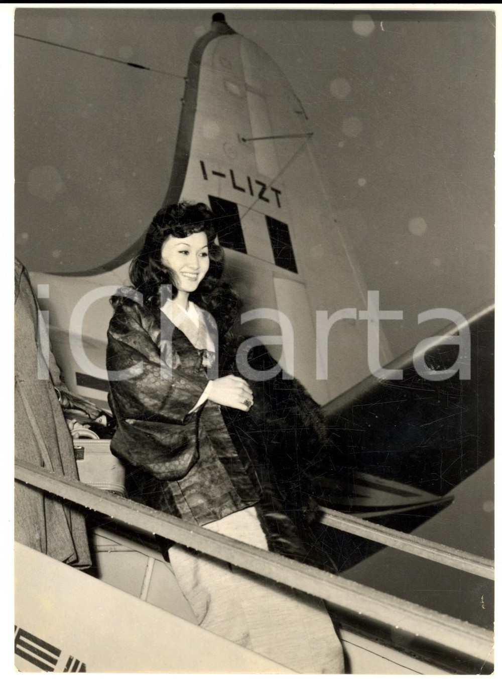 1958 MILANO MALPENSA Arrivo dell'attrice giapponese Eiko ANDO - Foto 13x18 cm