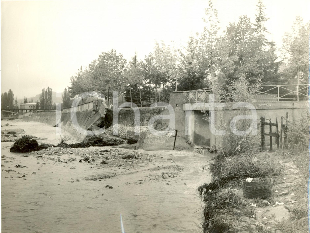 Fotografia d epoca originale 1966 VARZI PV Crollo ponte sul torrente STAFFORA dopo alluvione Fotografia 1