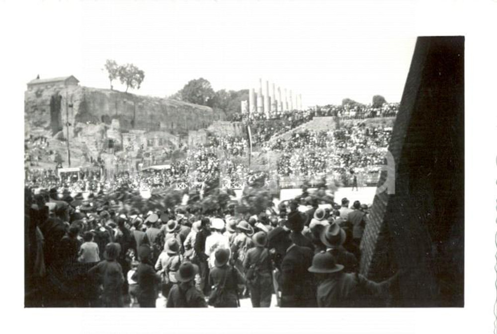 Fotografia d'epoca originale 1937 ROMA 1° Anniversario dell'Impero - Parata ai FORI IMPERIALI *Foto 6x9 1