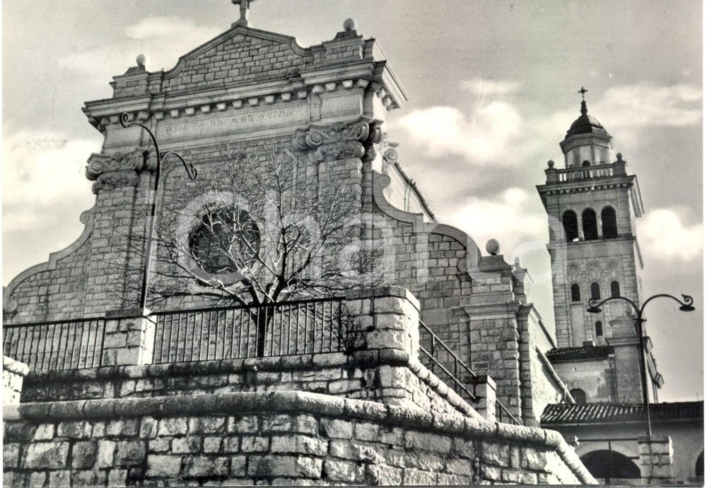 Cartolina originale da collezione 1961 GORIZIA Facciata e campanile del santuario di MONTE SANTO Cartolina FG VG 1
