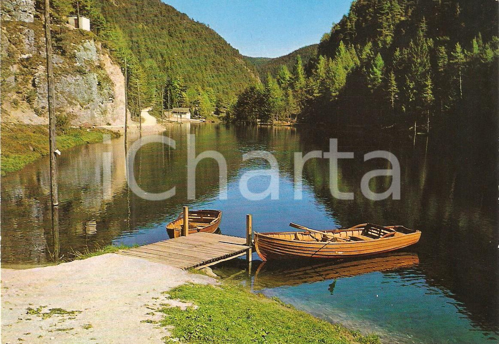 Cartolina originale da collezione 1975 ca FONDO (TN) Barche a remi nel lago - VAL DI NON *Cartolina FG NV 1
