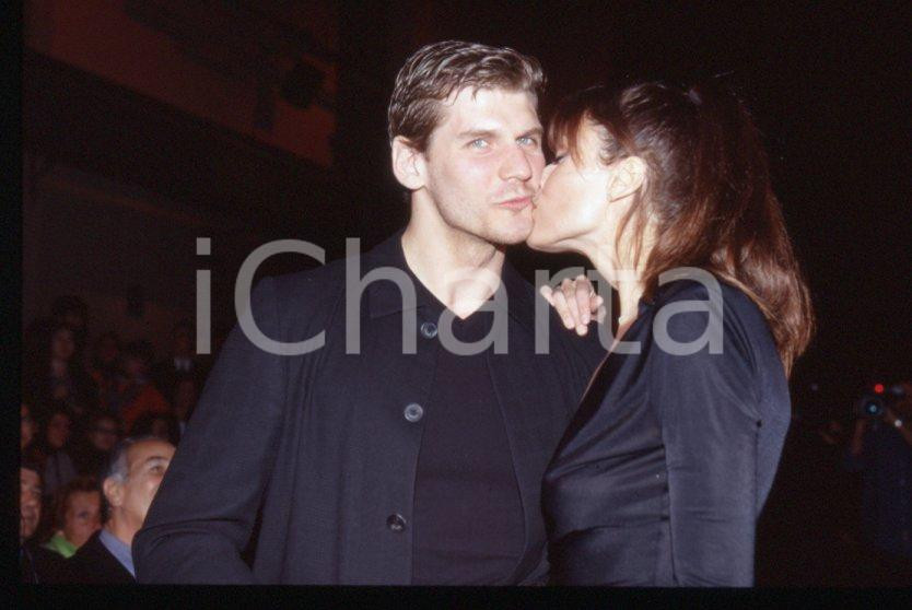 Fotografia d epoca originale Carol ALT Alexei YASHIN a un evento  2000 ca  35 mm vintage slide 3 1