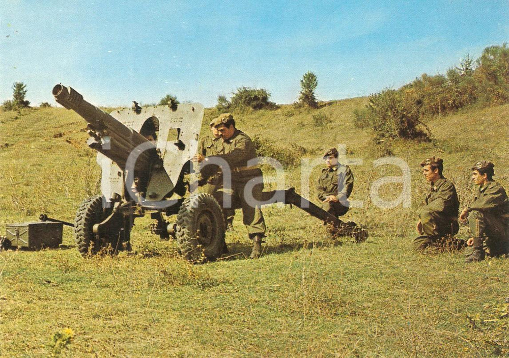 Cartolina originale da collezione 1970 ca ESERCITO ITALIANO Soldati usano obice da 105/14 Cartolina FG NV 1
