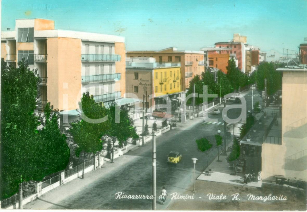 Cartolina originale da collezione 1962 RIVAZZURRA DI RIMINI Viale R. Margherita Pensione NUOVA MEDUSA Cartolina FG 1