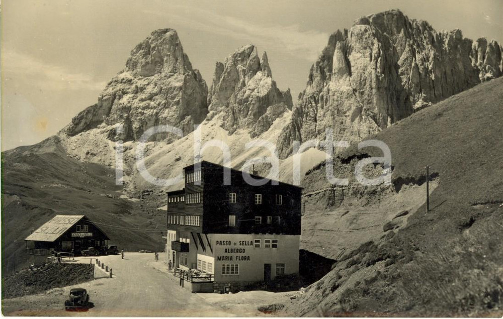 Cartolina originale da collezione 1951 PASSO SELLA BZ Rifugio MARIA FLORA e Gruppo SASSOLUNGO Cartolina FP VG 1
