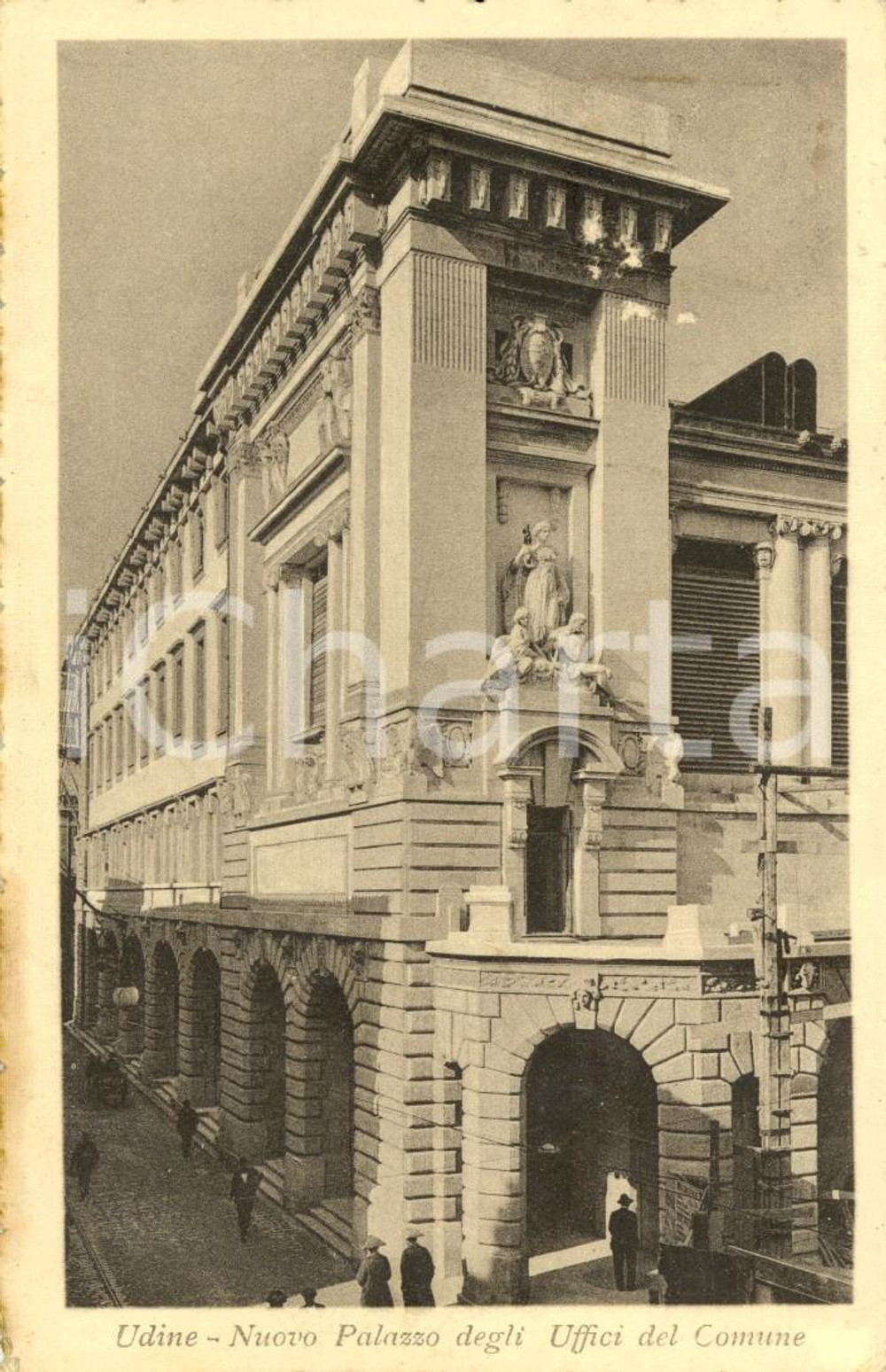 Cartolina originale da collezione 1917 UDINE Nuovo palazzo degli uffici del Comune *Cartolina ANIMATA FP VG 1