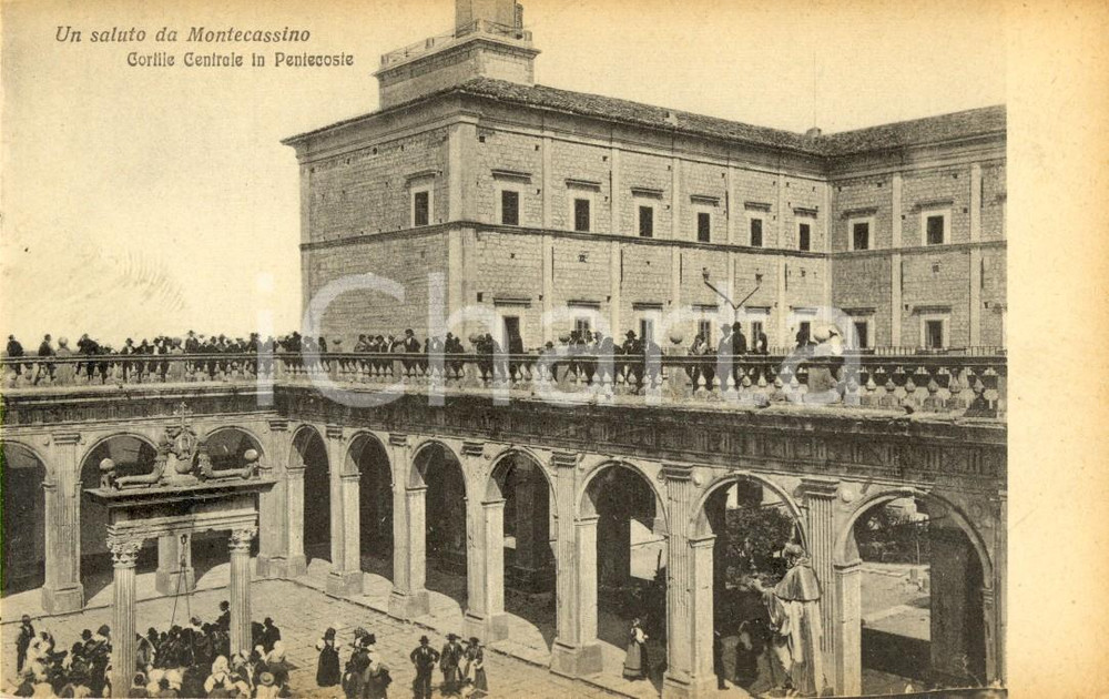 Cartolina originale da collezione 1930 ca MONTECASSINO FR Cortile centrale dell Abbazia a PENTECOSTE Cartolina 1