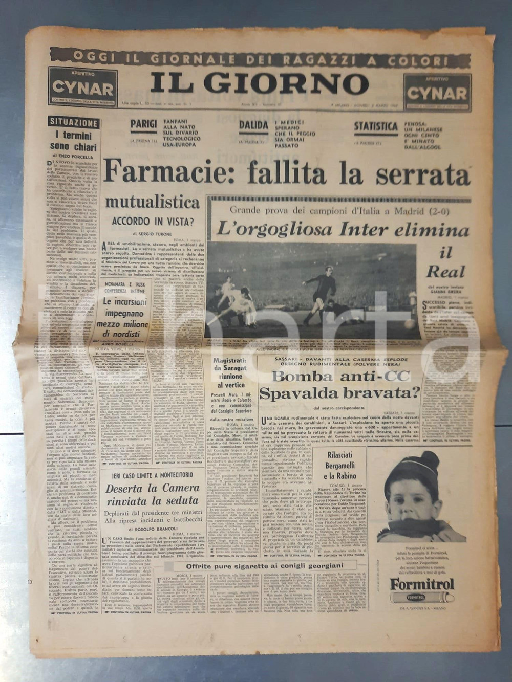 Giornale, rivista storica 1967 IL GIORNO  L Inter elimina il Real Madrid  Serrata farmacie Giornale 1