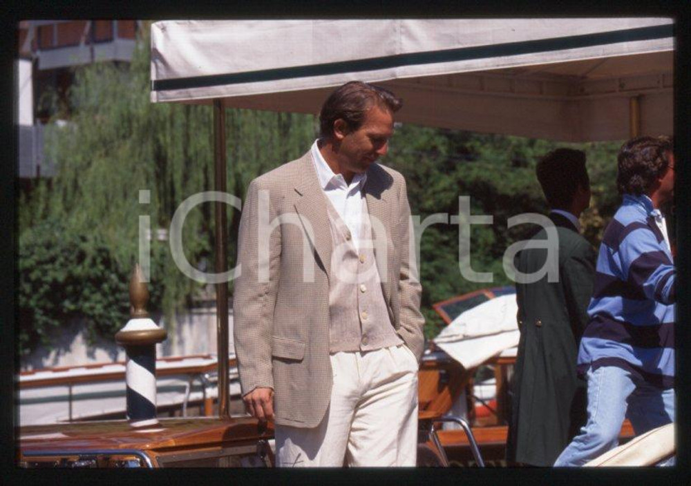 Fotografia d epoca originale Kevin COSTNER  VENEZIA Mostra del Cinema 1995  35 mm vintage slide 49 1