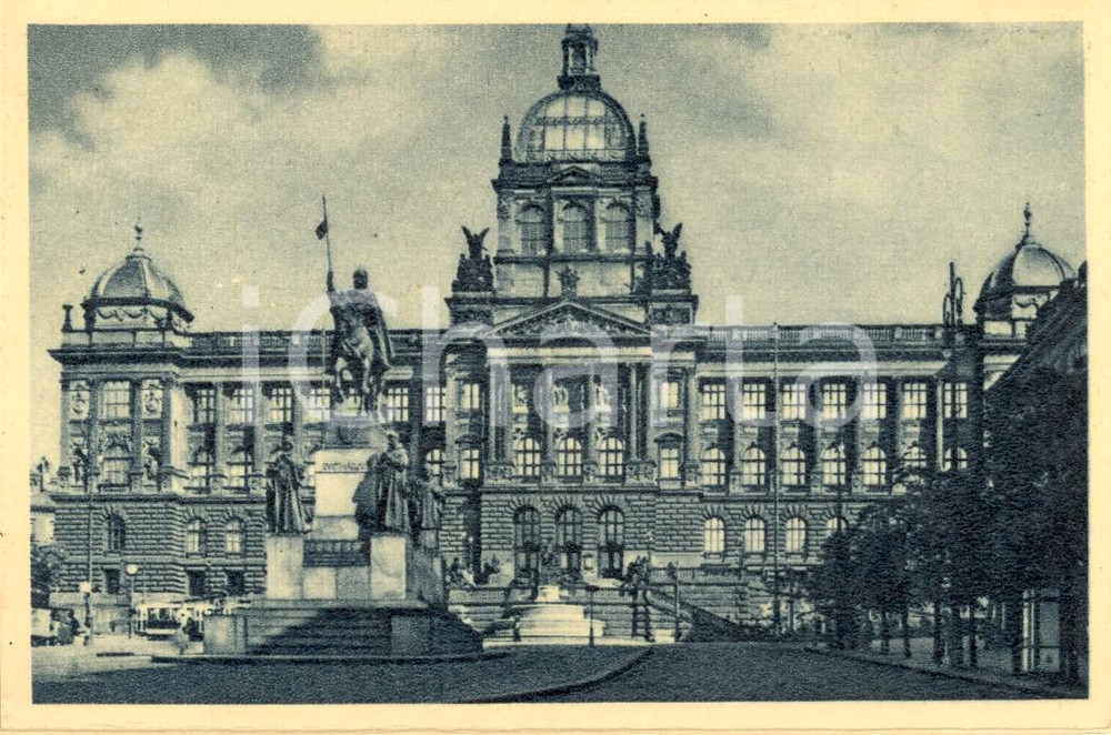 Cartolina originale da collezione 1930 ca PRAGA (CZ) Veduta MUSEO NAZIONALE in Piazza VENCESLAO *Cartolina FP NV 1