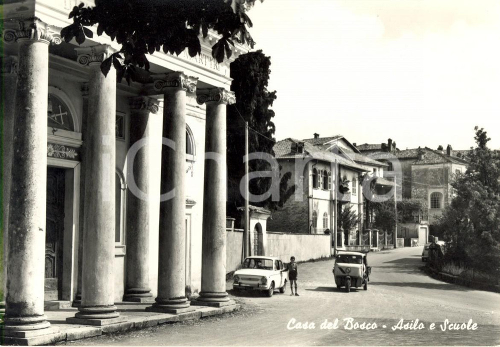 Cartolina originale da collezione 1960 ca CASA DEL BOSCO Asilo e Scuole - FIAT 850 special e APE PIAGGIO *FG NV 1