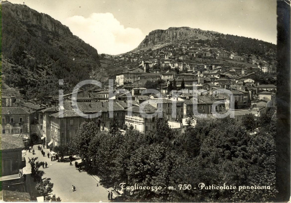 Cartolina originale da collezione 1955 TAGLIACOZZO AQ Veduta panoramica del paese Cartolina ANIMATA FP VG 1