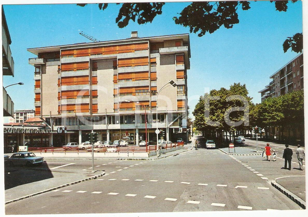Cartolina originale da collezione 1970 ca BUSTO ARSIZIO Supermercato GS in Viale Duca d'Aosta Cartolina FG NV (2) 1