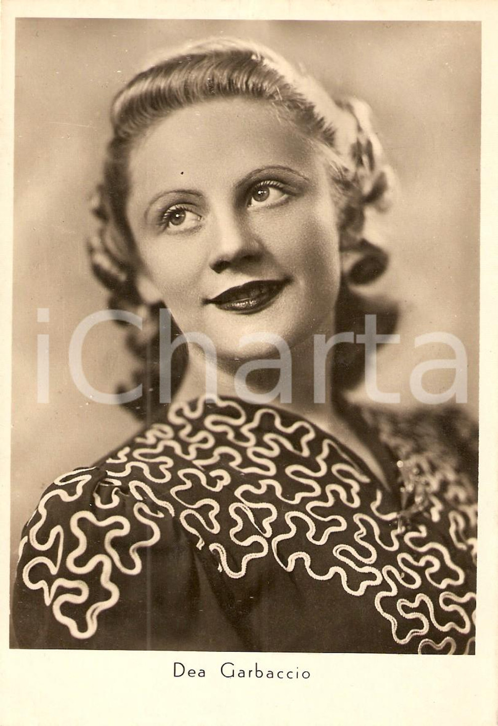 Cartolina originale da collezione 1945 ca MUSICA Dea GARBACCIO Ritratto cantante CETRA *Cartolina FG NV 1
