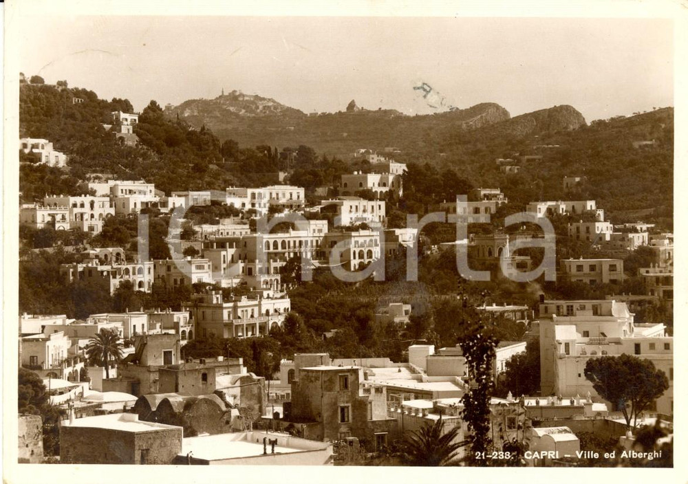 Cartolina originale da collezione 1939 CAPRI (NA) Ville e alberghi *Cartolina postale FG VG 1