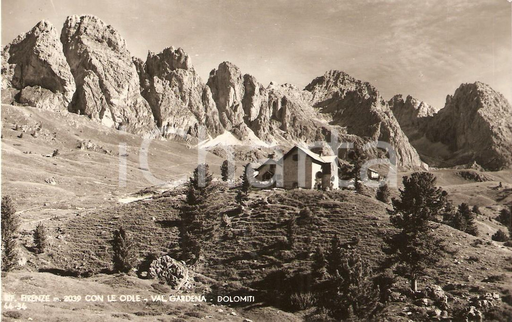 Cartolina originale da collezione 1950 ca FUNES (BZ) Rifugio FIRENZE con Gruppo ODLE Val GARDENA *Cartolina FP NV 1