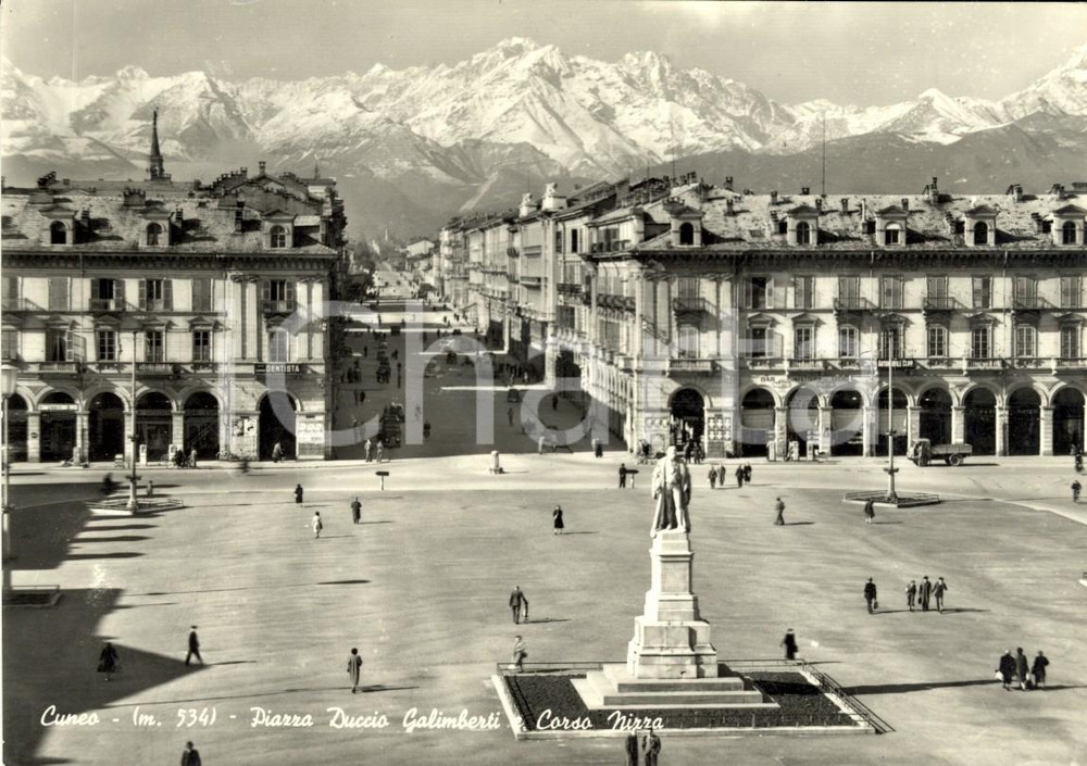 Cartolina originale da collezione 1965 CUNEO Piazza Duccio GALIMBERTI e Corso NIZZA *Cartolina ANIMATA FG VG 1