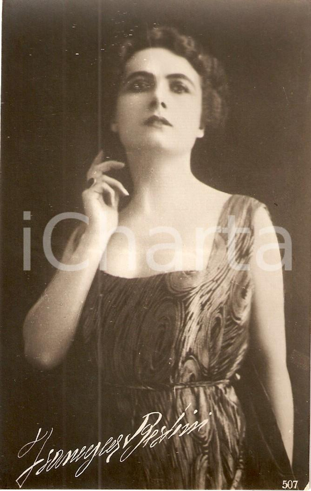 Cartolina originale da collezione 1920 ca CINEMA Francesca BERTINI Ritratto dell'attrice *Cartolina FP NV 1