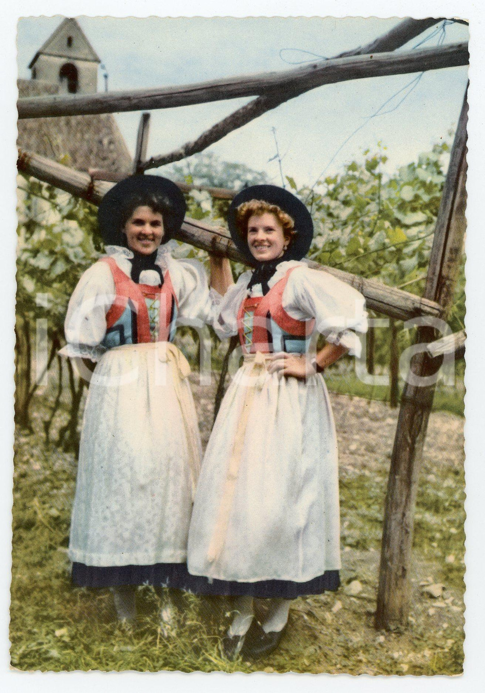 Cartolina originale da collezione 1970 ca BOLZANO SUDTIROLER Volkstrachten Cartolina postale VINTAGE FG NV 1