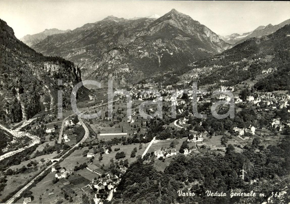 Cartolina originale da collezione 1957 VARZO (VB) Veduta panoramica paese e vallata *Cartolina postale FG VG 1