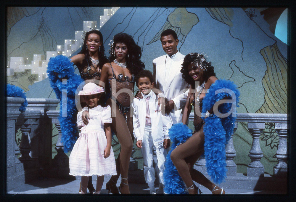 35mm vintage slide* 1984 TE LO DO IO IL BRASILE Jair RODRIGUES con ballerine 4