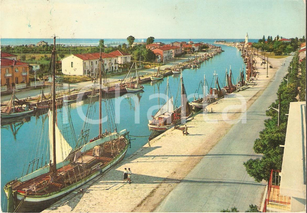 Cartolina originale da collezione 1963 RIMINI Passegiata sul Porto Canale *Cartolina FG VG 1