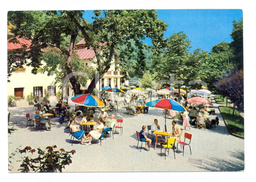 Cartolina originale da collezione 1975 ca ROCCAFORTE MONDOVI' (CN) Piazzale Fonti a LURISIA *Cartolina FG NV 1