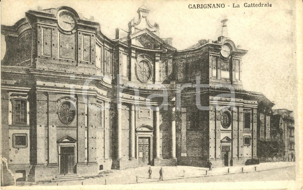 Cartolina originale da collezione 1920 ca CARIGNANO TO Cattedrale Santi GIOVANNI BATTISTA e REMIGIO Animata FP 1