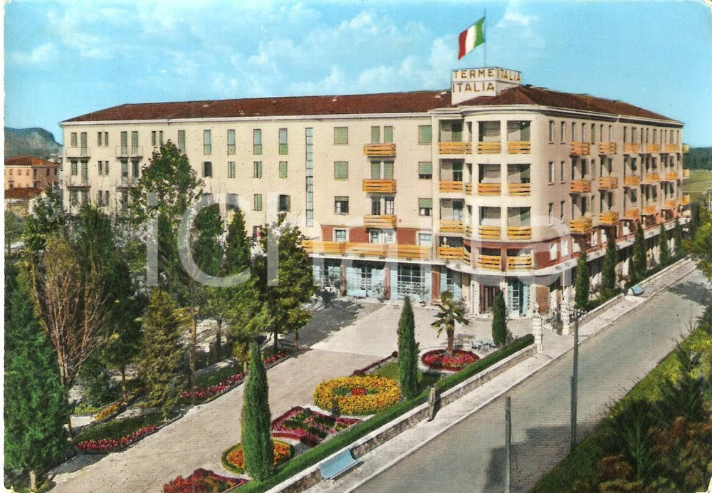 Cartolina originale da collezione 1961 ABANO TERME PD Tricolore garrisce sull Hotel Terme Italia Cartolina FG VG 1