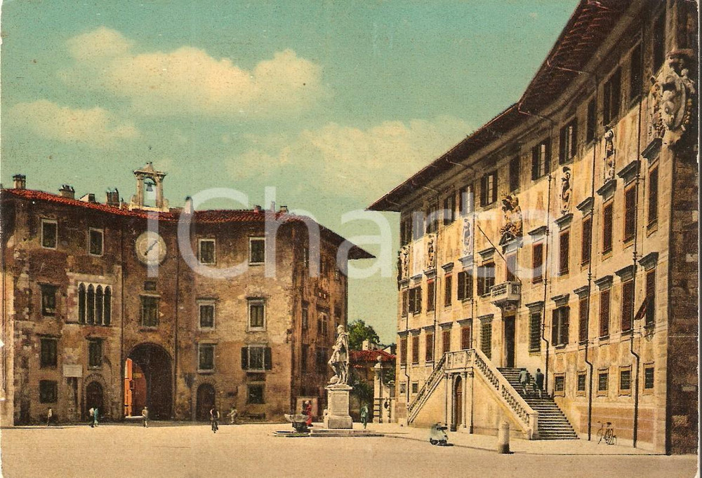 Cartolina originale da collezione 1950 ca PISA Piazza dei Cavalieri e Scuola Normale Superiore Cartolina FG NV 1