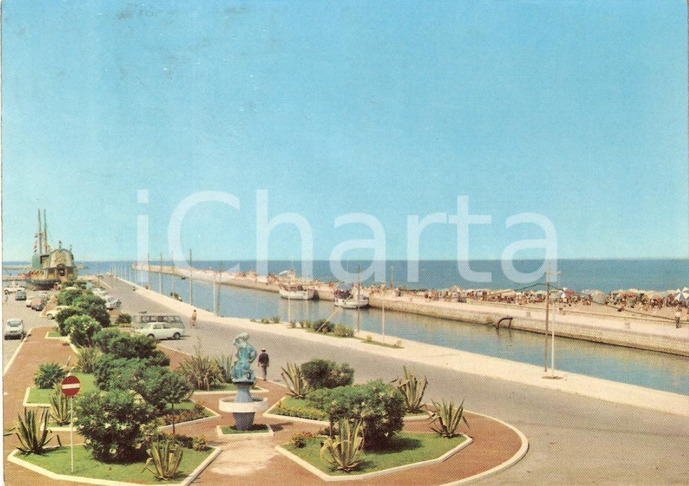 Cartolina originale da collezione 1970 ca VIAREGGIO LU Molo e giardini Cartolina FG VG 1