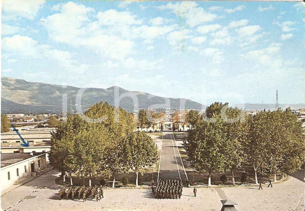 Cartolina originale da collezione 1978 ALBENGA SV Soldati in marcia alla Caserma TURINETTO Cartolina FG VG 1