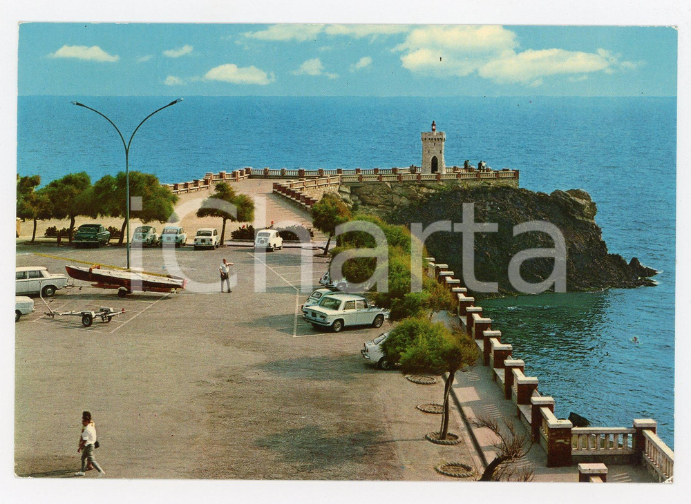 Cartolina originale da collezione 1970 ca PIOMBINO (LI) Piazza BOVIO terrazza ROCCHETTA *Cartolina postale ANIMATA 1