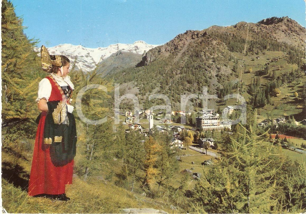 Cartolina originale da collezione 1969 GRESSONEYLATRINITE  Donna in costume tradizionale  Cartolina VG 1