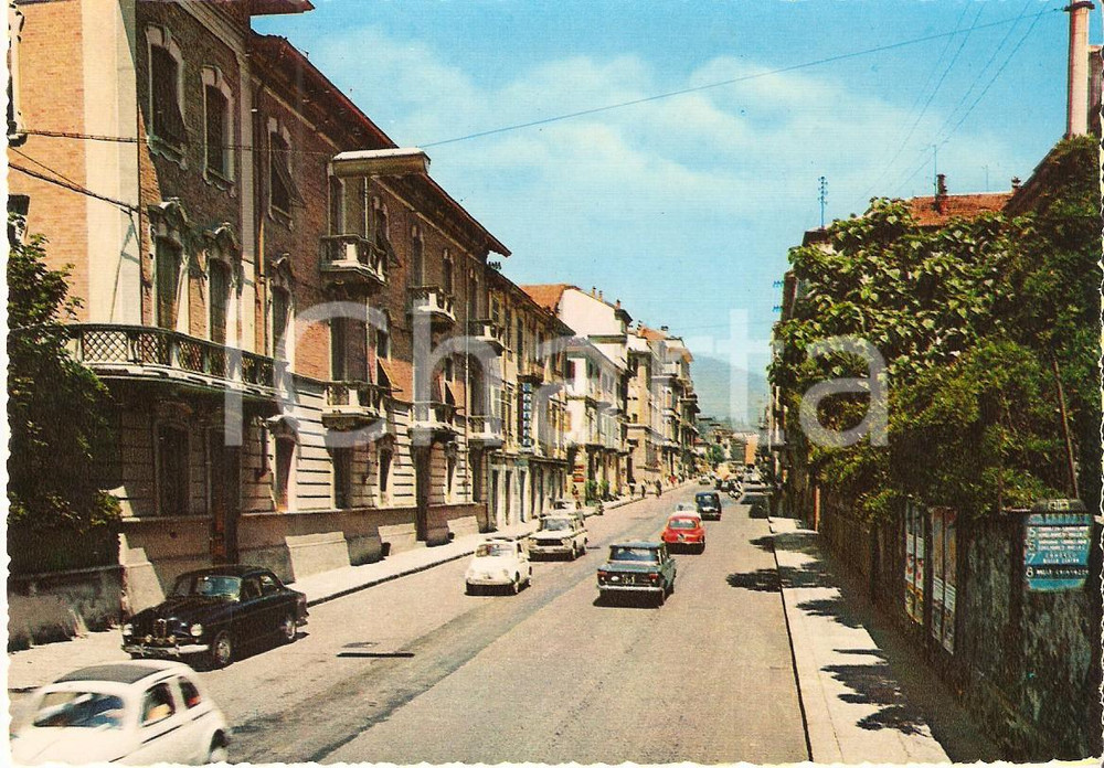 Cartolina originale da collezione 1970 ca BIELLA Automobili in Via Torino Cartolina postale VINTAGE FG VG 1
