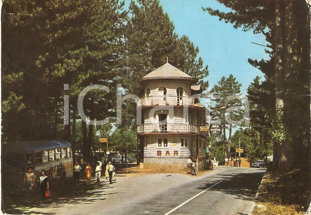 Cartolina originale da collezione 1975 ca TAVERNA CZ Villaggio MANCUSO Rotonda con BAR DELLA POSTA Cartolina FG 1