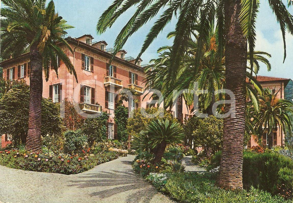 Cartolina originale da collezione 1968 ALASSIO SV Villa CARLO PIAGGIO Figlie Maria Ausiliatrice Cartolina FG VG 1