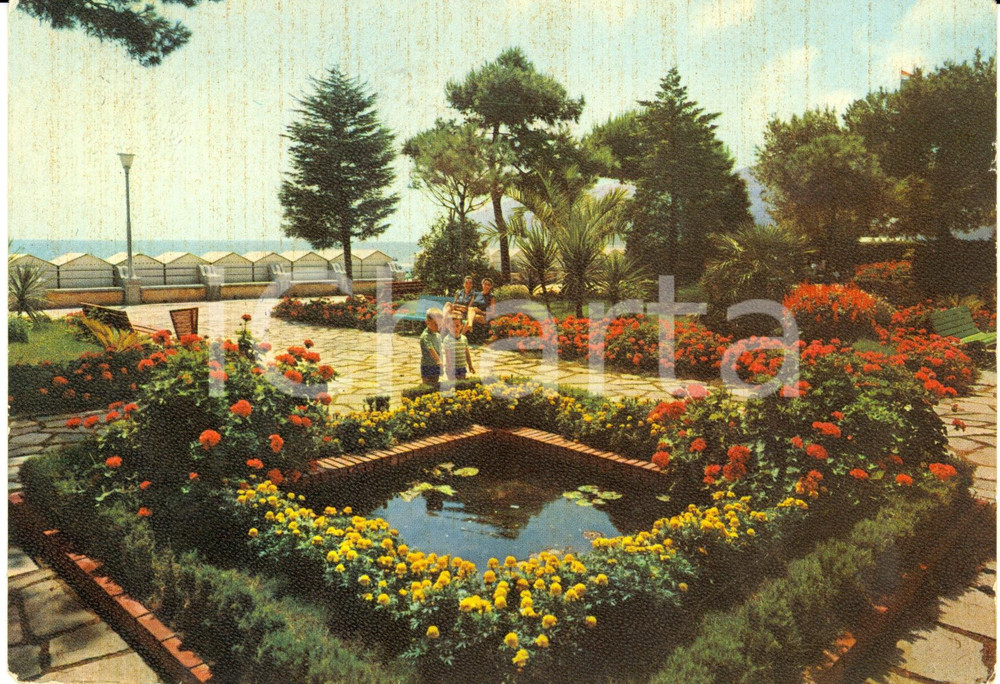 Cartolina originale da collezione 1962 SPOTORNO (SV) Bambini ai Giardini RIVIERA DELLE PALME *Cartolina FG VG 1