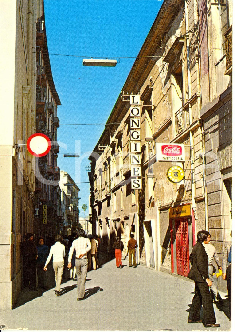 Cartolina originale da collezione 1985 ORISTANO Negozio LONGINES via UMBERTO I Coca Cola *Cartolina FG VG VINTAGE 1