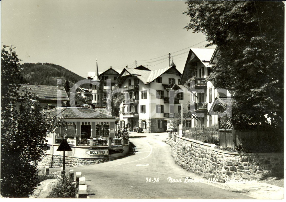 Cartolina originale da collezione 1950 ca NOVA LEVANTE BZ Scorcio panoramico con BAR CAFFE  LINDA FG VG 1