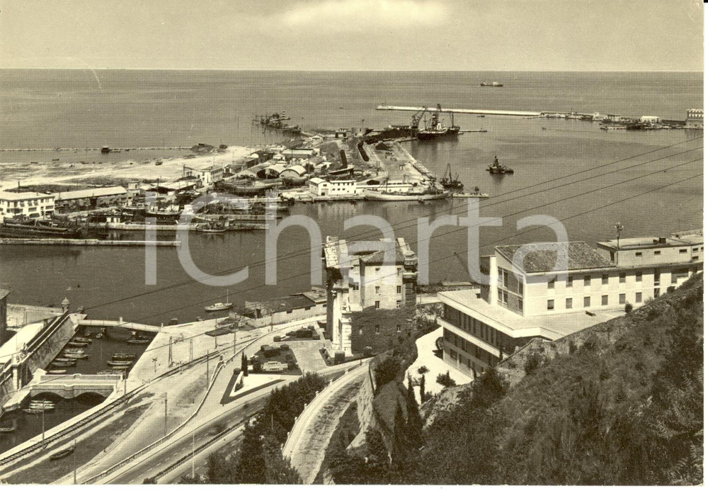 Cartolina originale da collezione 1960 ca ANCONA Il porto dall'alto con veduta sul mare *Cartolina FG NV 1